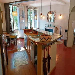 https://la-vie-de-boheme-avignon.aixenprovencehotels.org