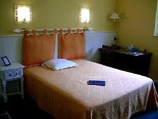 Logis Hotel De La Corniche Brest 3*,